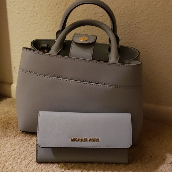 Purse and wallet set, brand new - Picture 3 of 3